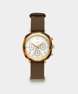 2020614946 700x875 2